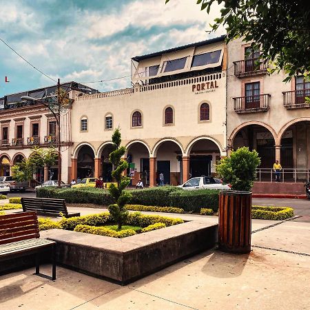 Hotel Portal & Suites Ciudad Hidalgo 외부 사진